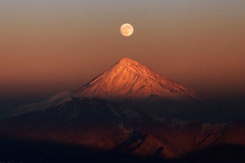 قله دماوند؛ نماد سرفراز ایران