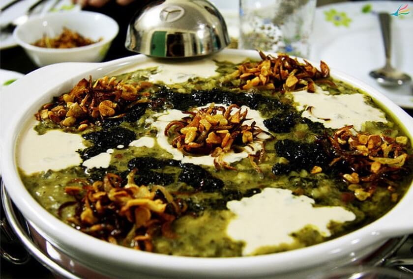 طرز تهیه آش بی بی سه شنبه؛ غذای نذری اراک